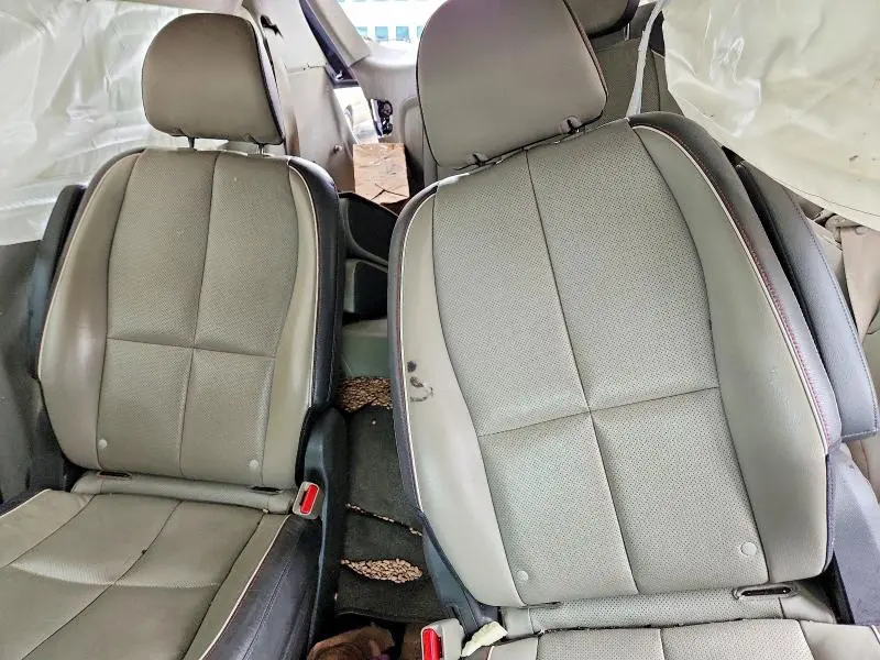 2018 KIA SEDONA LX  
