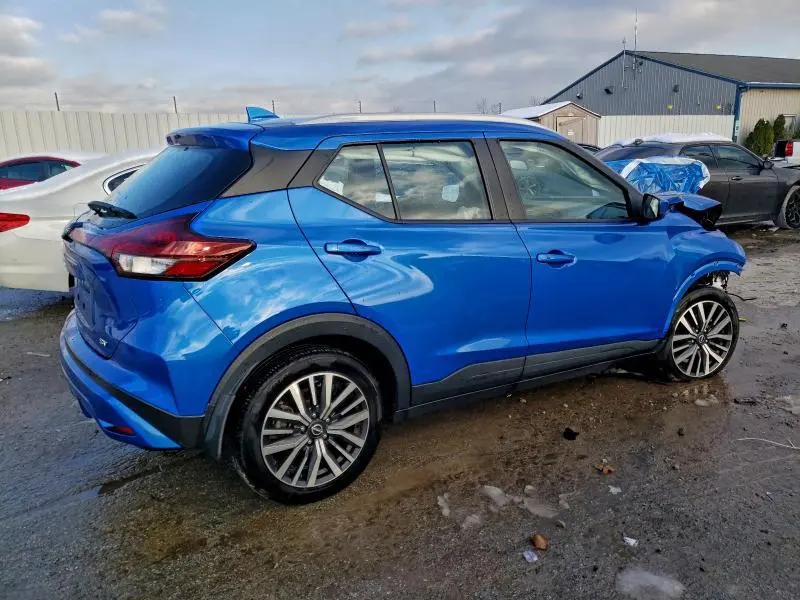 2022 NISSAN KICKS SV  