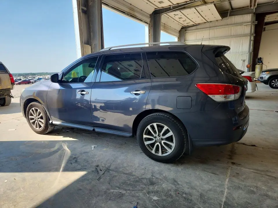 2014 NISSAN PATHFINDER SV  