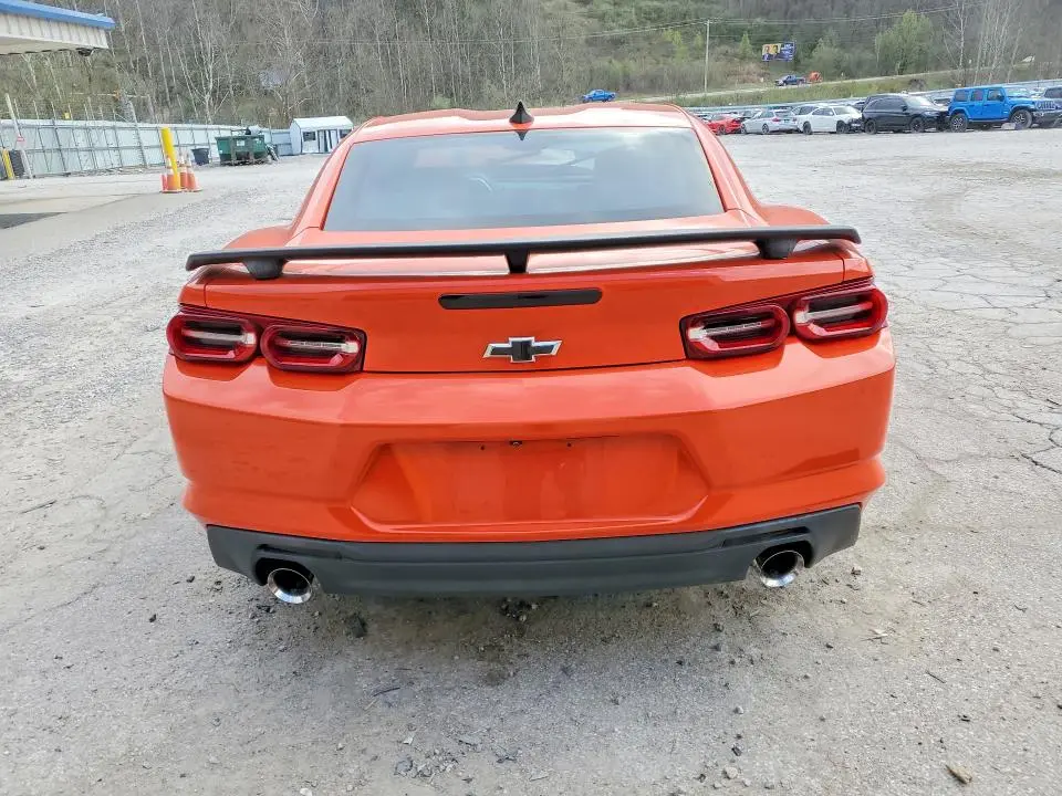 2019 CHEVROLET CAMARO LT  