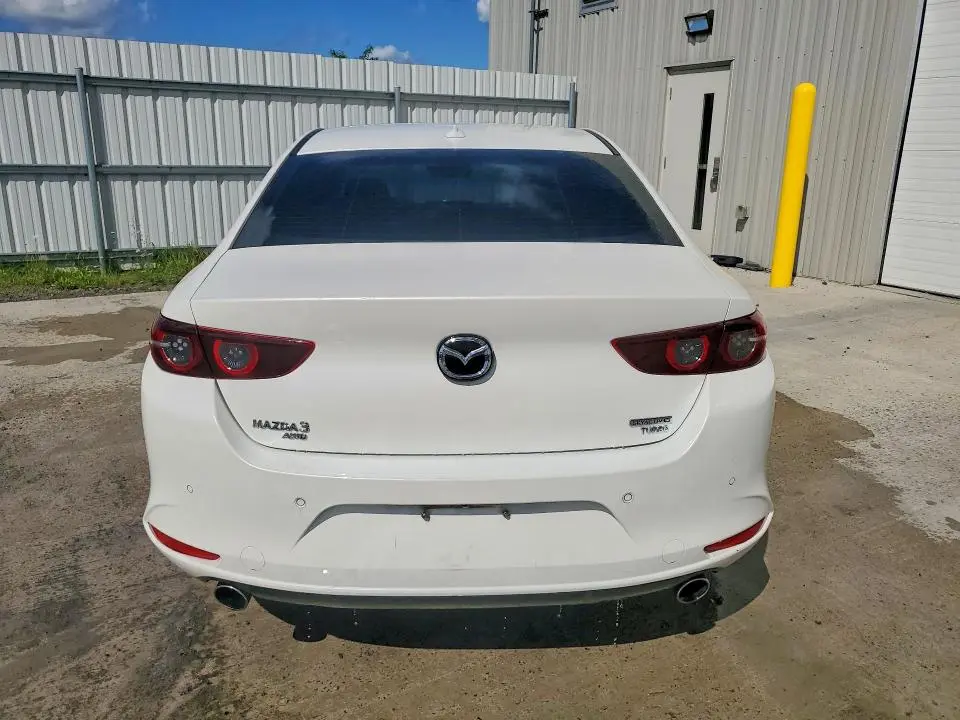2021 MAZDA 3   