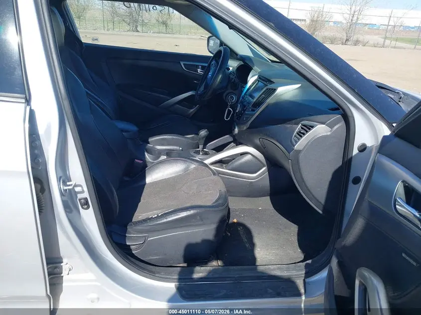 2012 HYUNDAI VELOSTER BASE W/BLACK