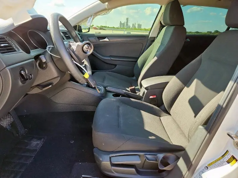 2016 VOLKSWAGEN JETTA S