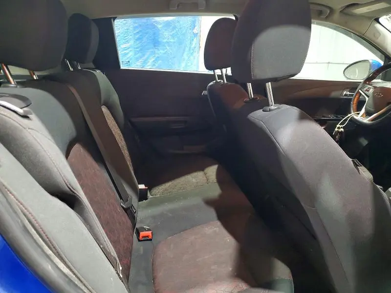 2019 CHEVROLET SONIC LT  