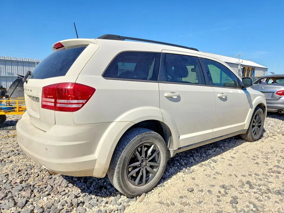 2020 DODGE JOURNEY SE  