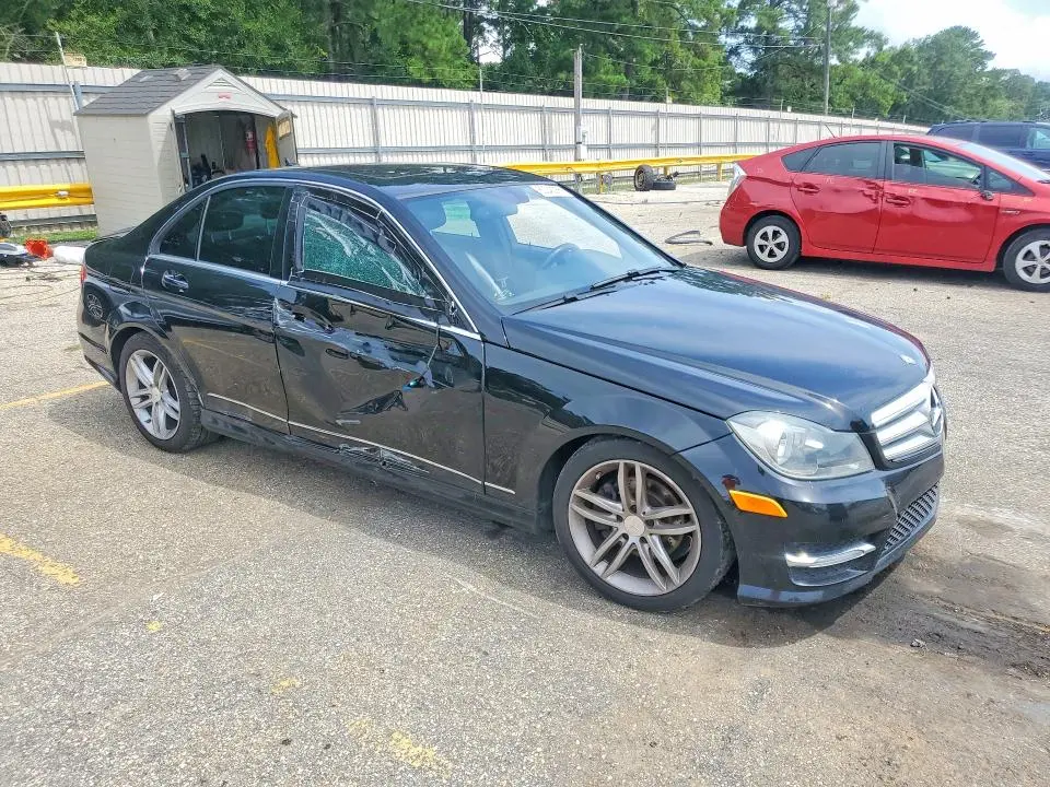 2013 MERCEDES-BENZ C 250  