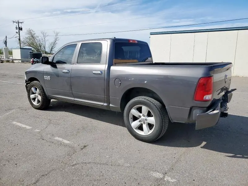 2015 RAM 1500 ST