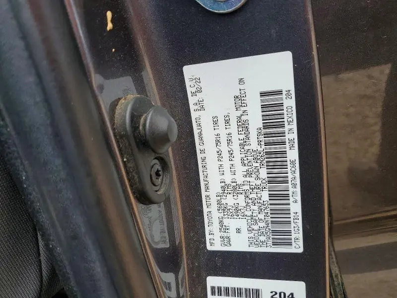 2022 TOYOTA TACOMA SR  