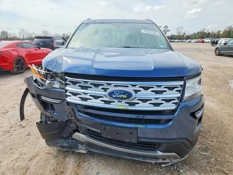 2019 FORD EXPLORER XLT  