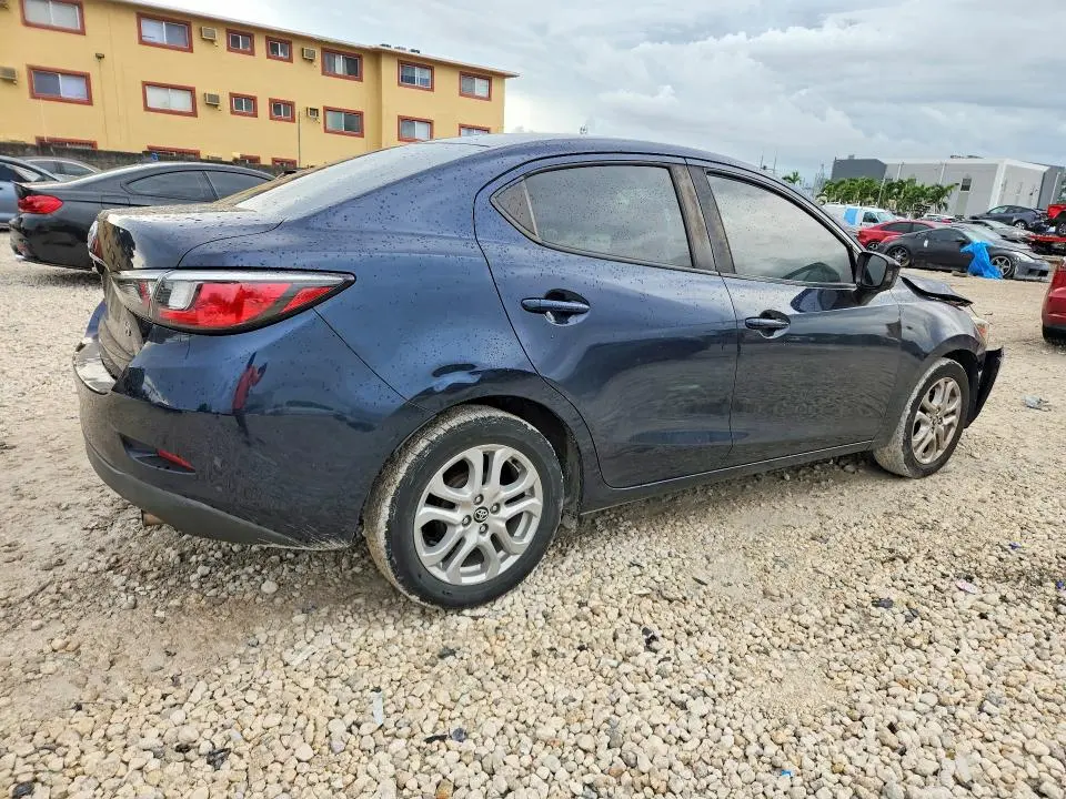 2018 TOYOTA YARIS IA BASE  