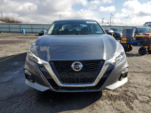 2020 NISSAN ALTIMA SV