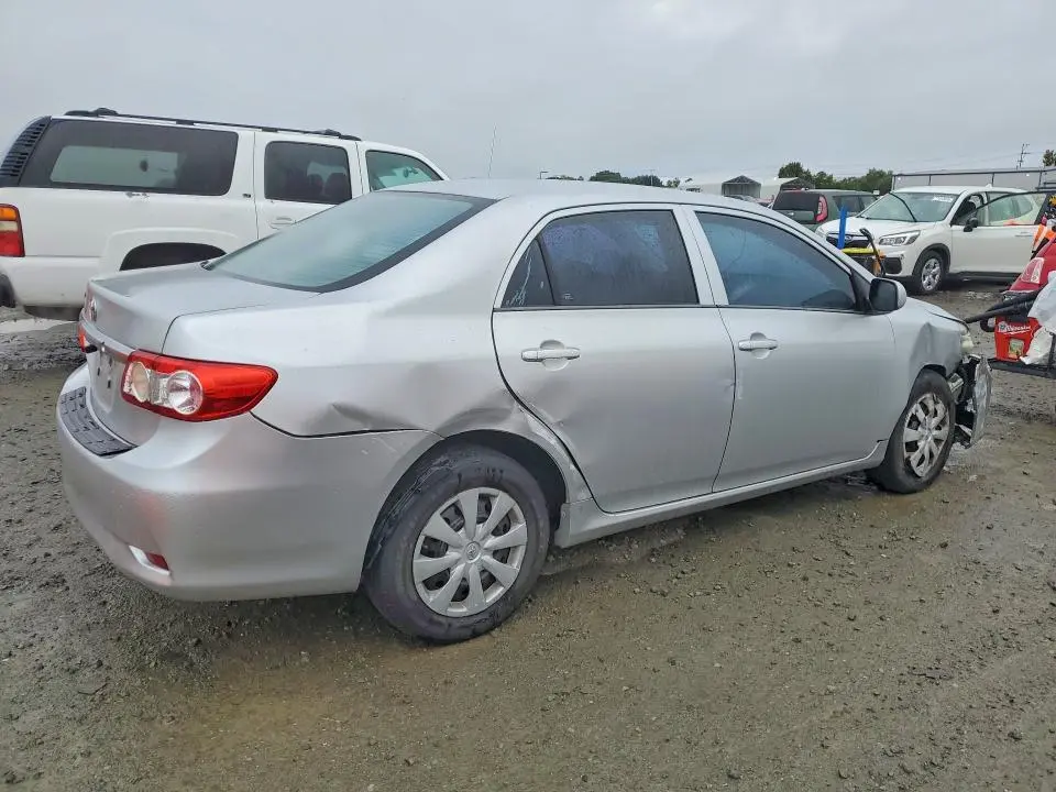 2013 TOYOTA COROLLA L  