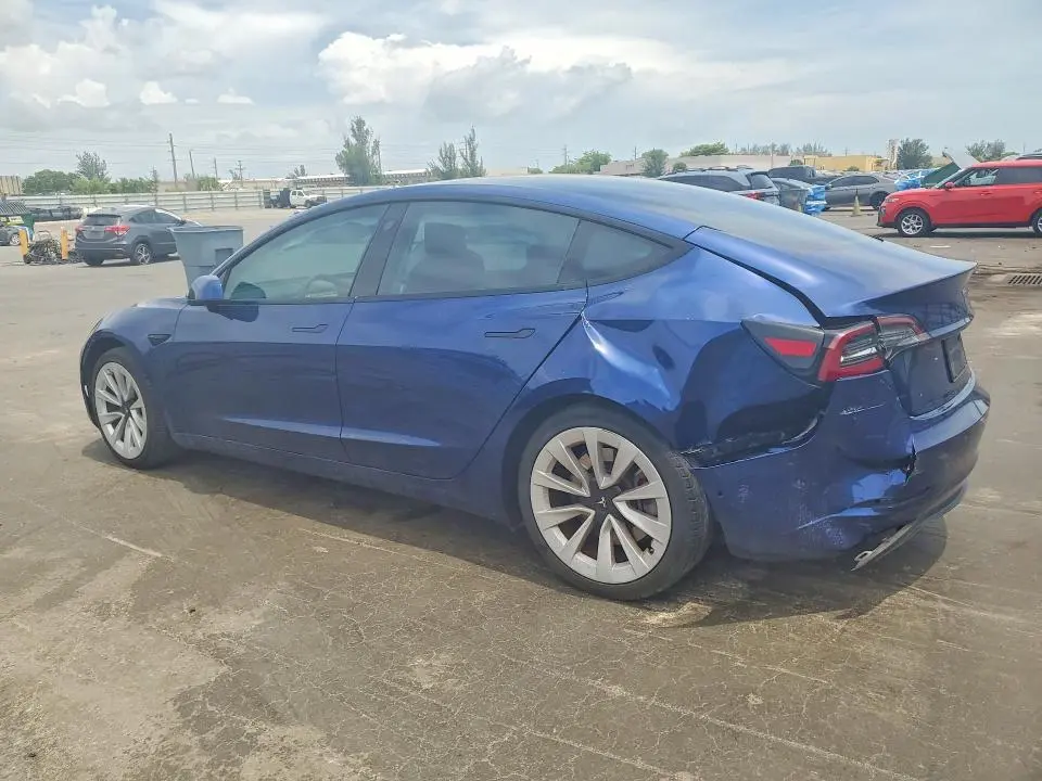 2021 TESLA MODEL 3   