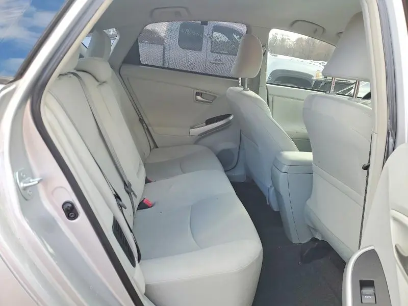 2015 TOYOTA PRIUS TWO  