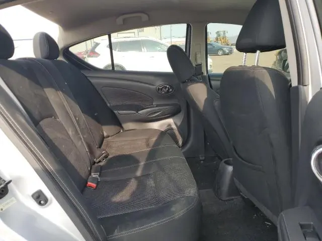 2017 NISSAN VERSA S  