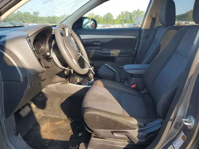 2018 MITSUBISHI OUTLANDER ES  