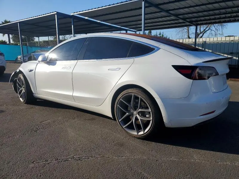 2018 TESLA MODEL 3   