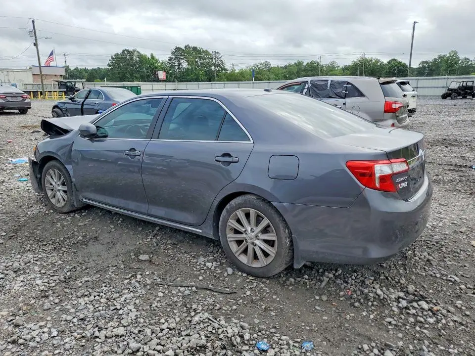 2012 TOYOTA CAMRY XLE  