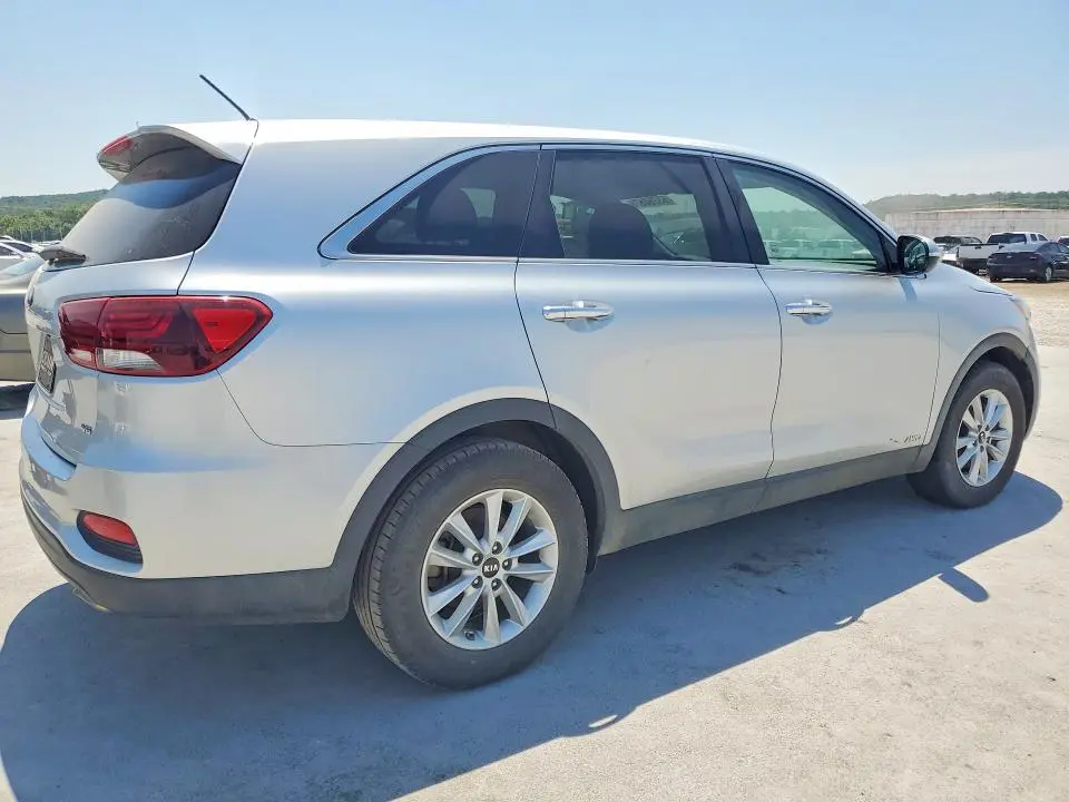 2019 KIA SORENTO LX V6  