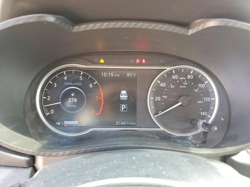 2020 NISSAN VERSA SR  