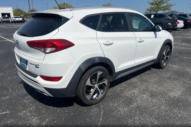 2017 HYUNDAI TUCSON SPORT  