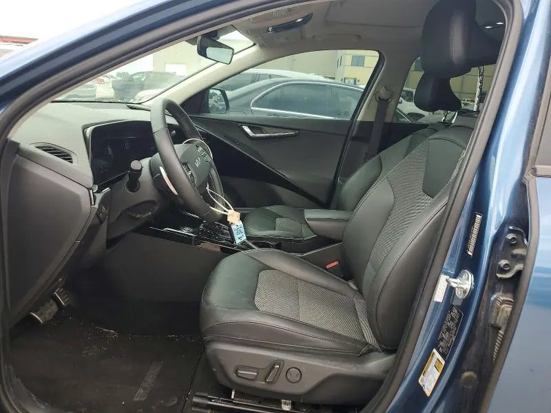 2024 KIA NIRO EX  