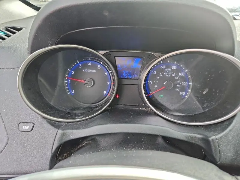 2012 HYUNDAI TUCSON GL  