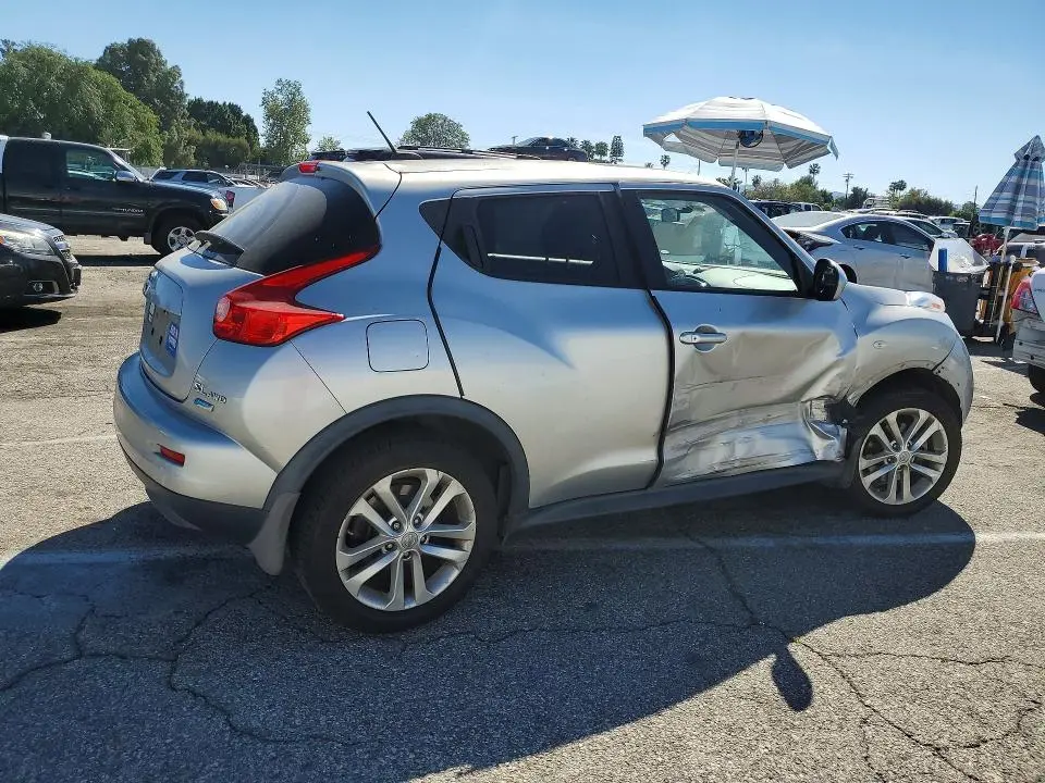 2012 NISSAN JUKE S  
