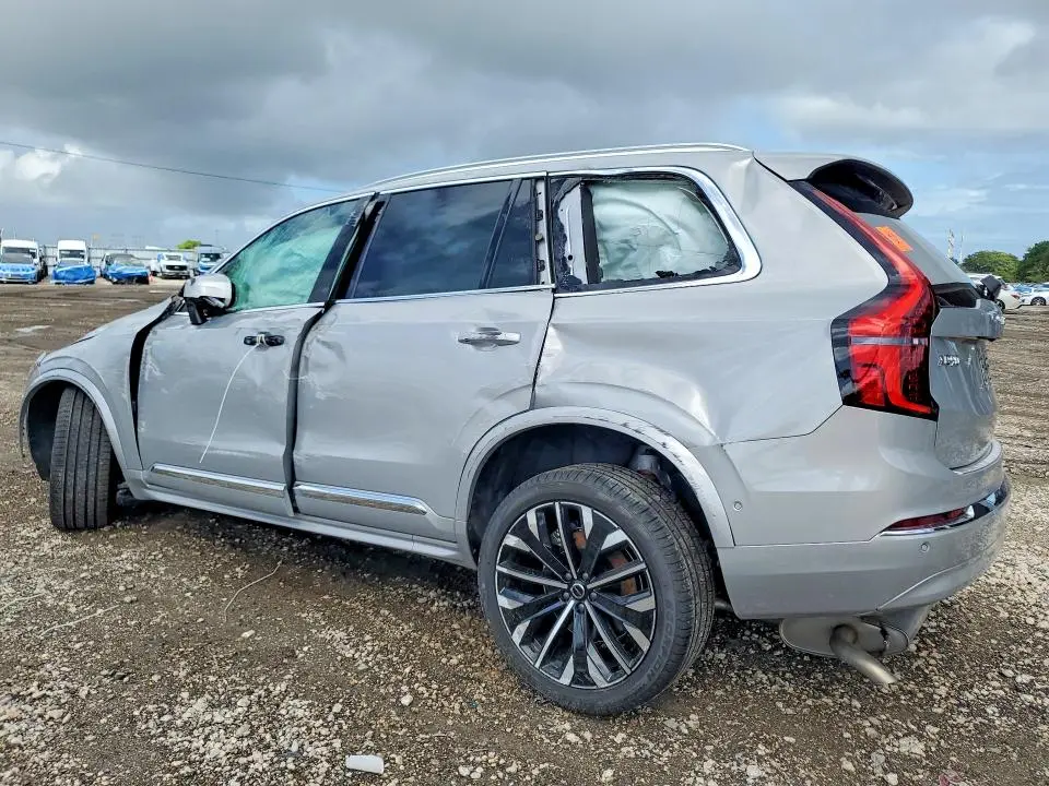 2025 VOLVO XC90 PLUS  