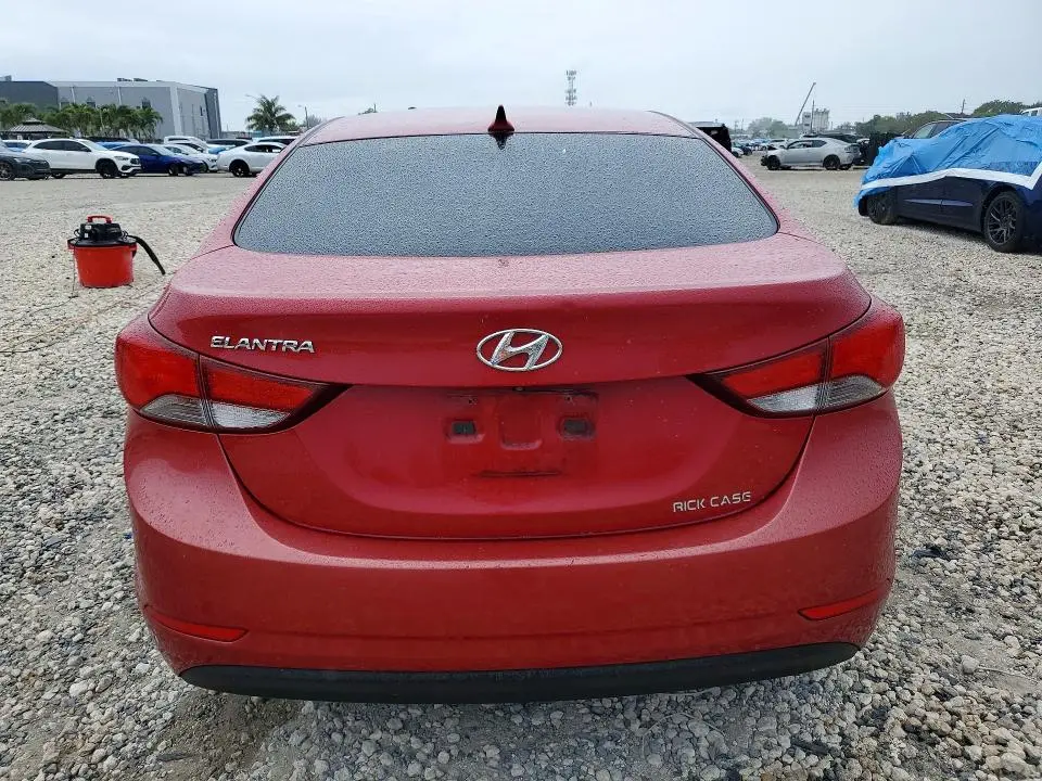 2015 HYUNDAI ELANTRA SE  