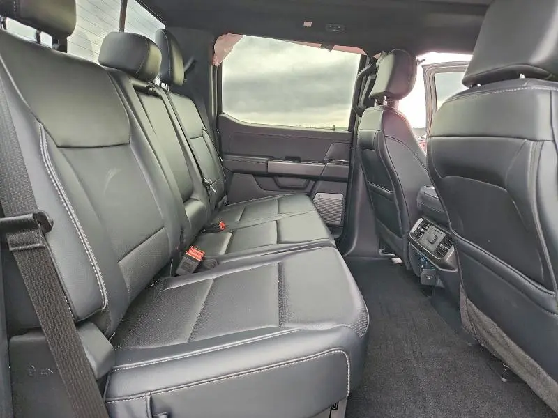 2025 FORD F150 LARIAT  