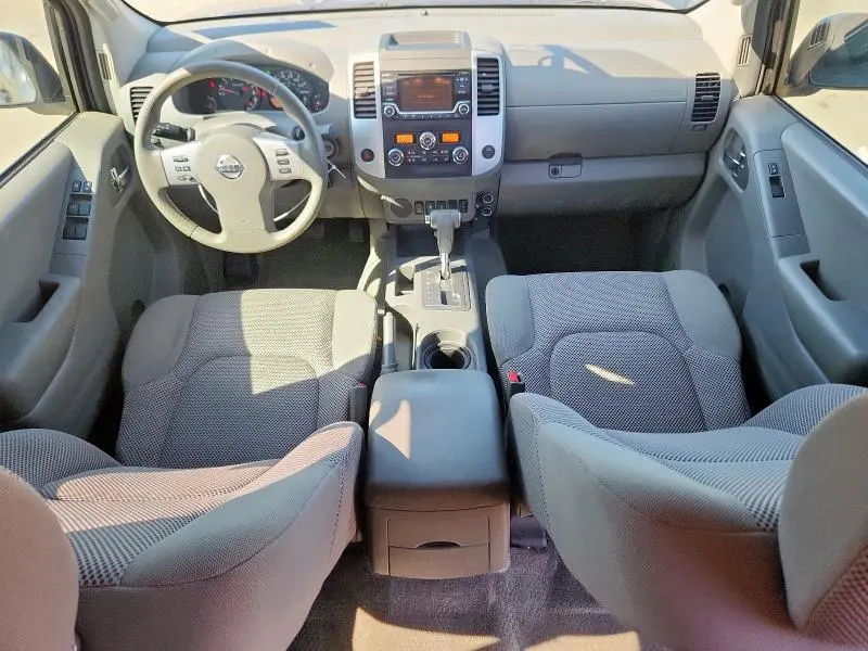 2016 NISSAN FRONTIER S  