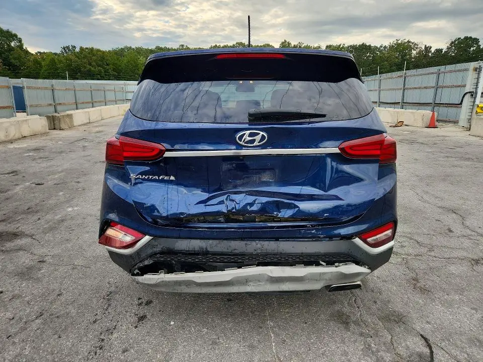 2019 HYUNDAI SANTA FE SE  