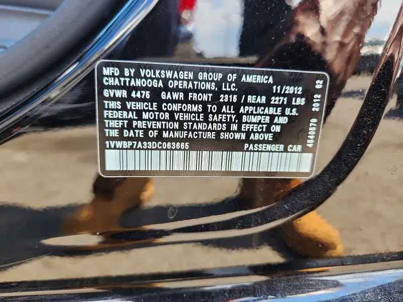2013 VOLKSWAGEN PASSAT SE  