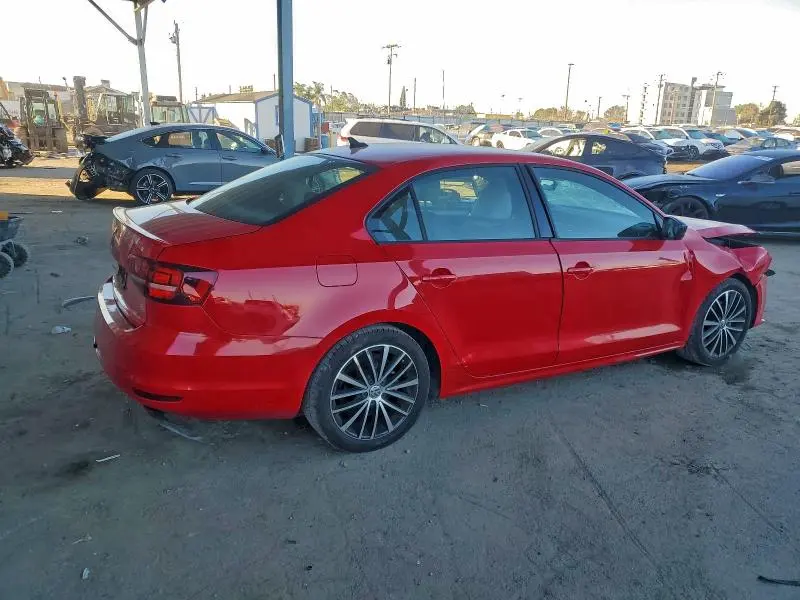 2016 VOLKSWAGEN JETTA SPORT  