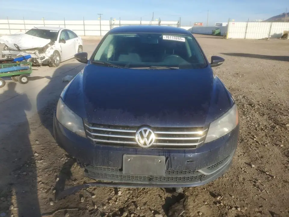 2012 VOLKSWAGEN PASSAT S  