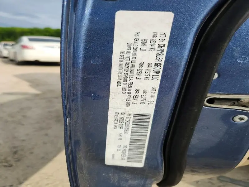 2011 CHRYSLER 300 LIMITED  