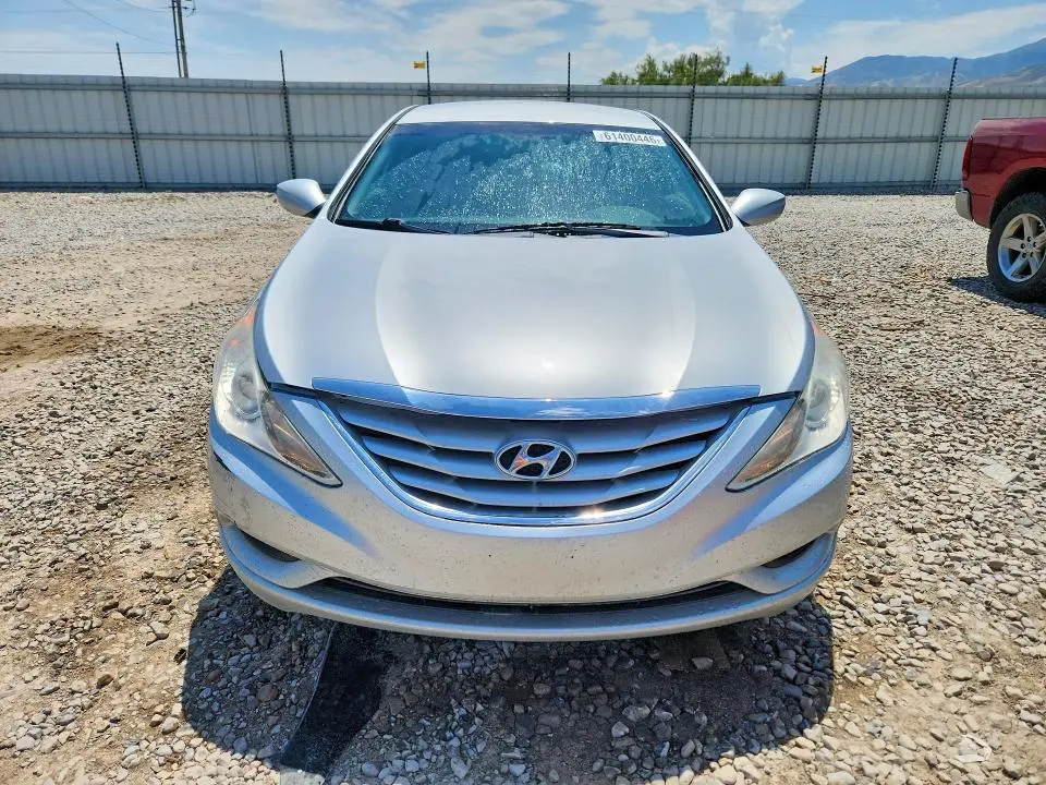 2011 HYUNDAI SONATA GLS  
