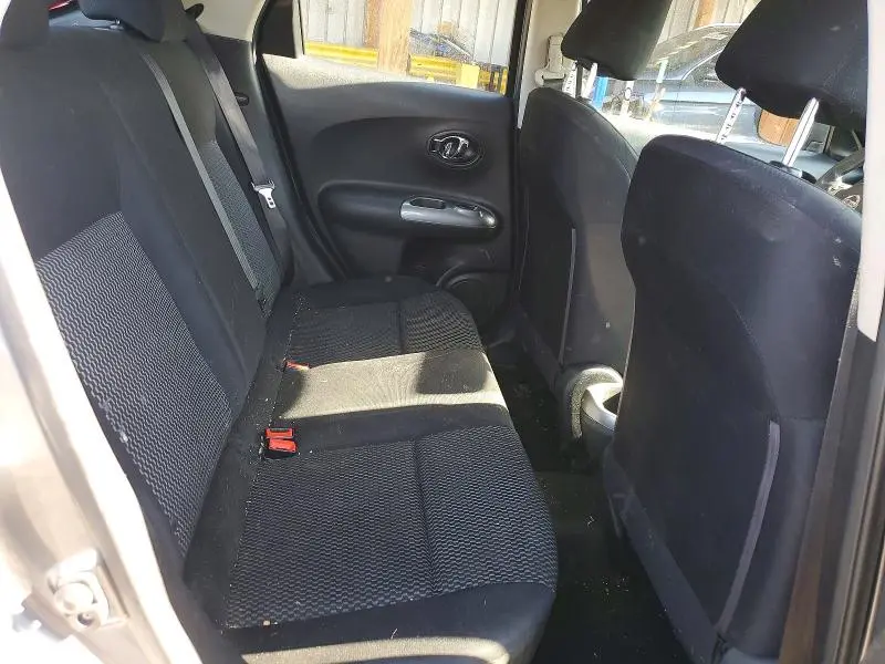 2016 NISSAN JUKE S  