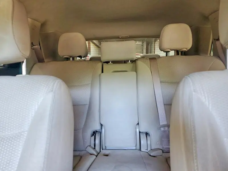 2012 KIA SORENTO LX  