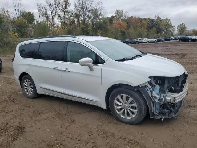 2017 CHRYSLER PACIFICA TOURING L  