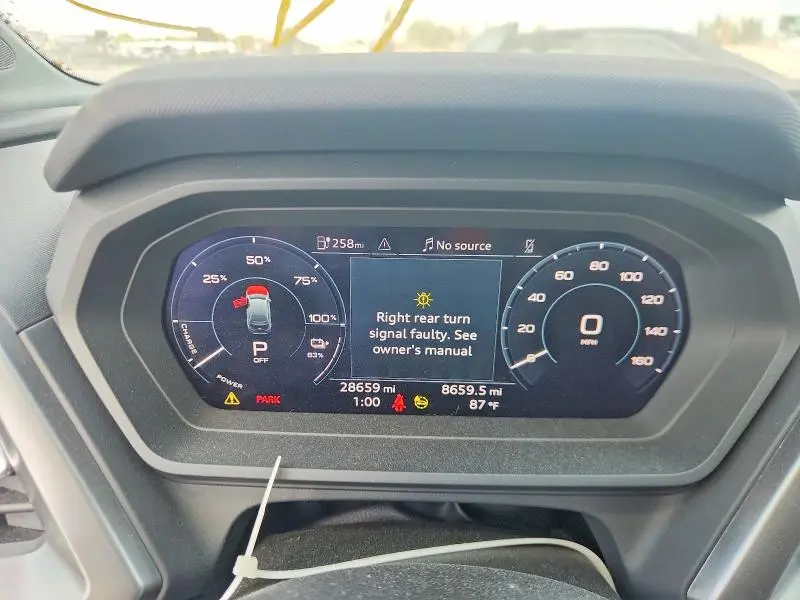 2024 AUDI Q4 E-TRON PREMIUM  