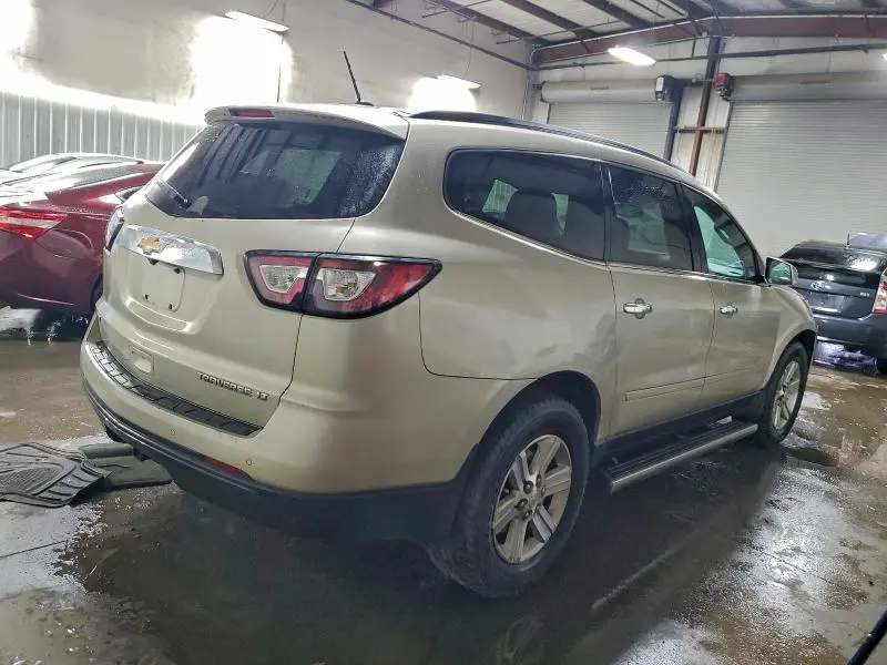 2013 CHEVROLET TRAVERSE LT  