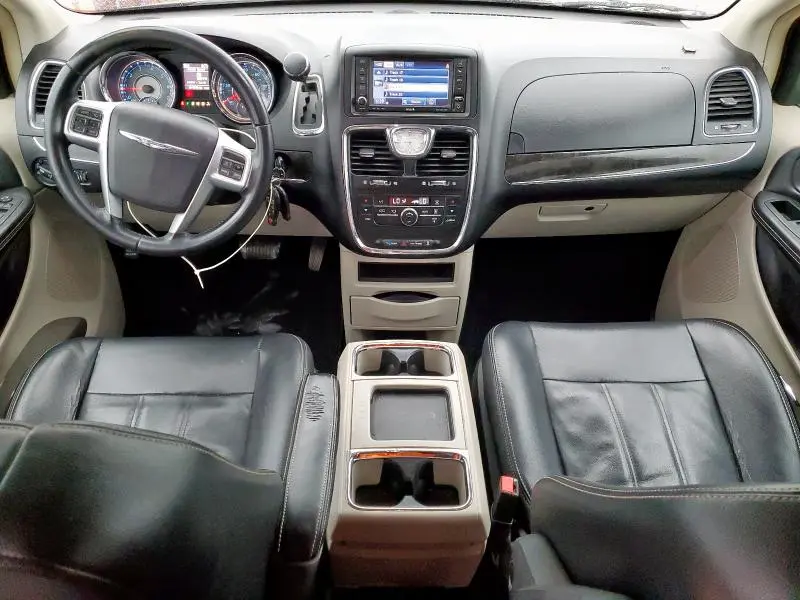 2013 CHRYSLER TOWN & COUNTRY TOURING  