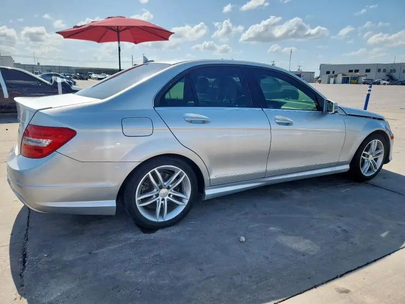 2013 MERCEDES-BENZ C 250  