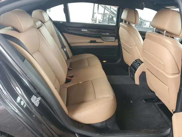 2014 BMW 750 LXI  