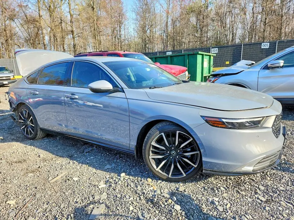 2023 HONDA ACCORD TOURING HYBRID  
