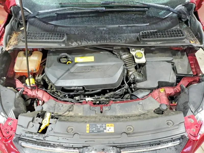 2015 FORD ESCAPE SE  