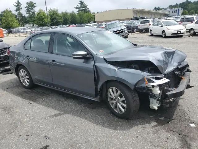 2011 VOLKSWAGEN JETTA SE  