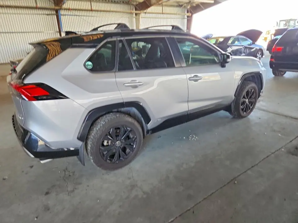 2022 TOYOTA RAV4 XSE  